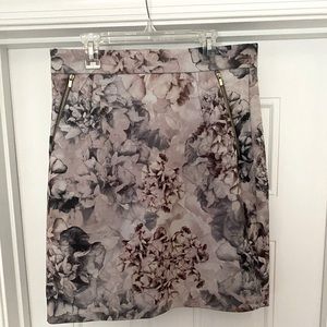 H&M knee length work skirt! Size 12